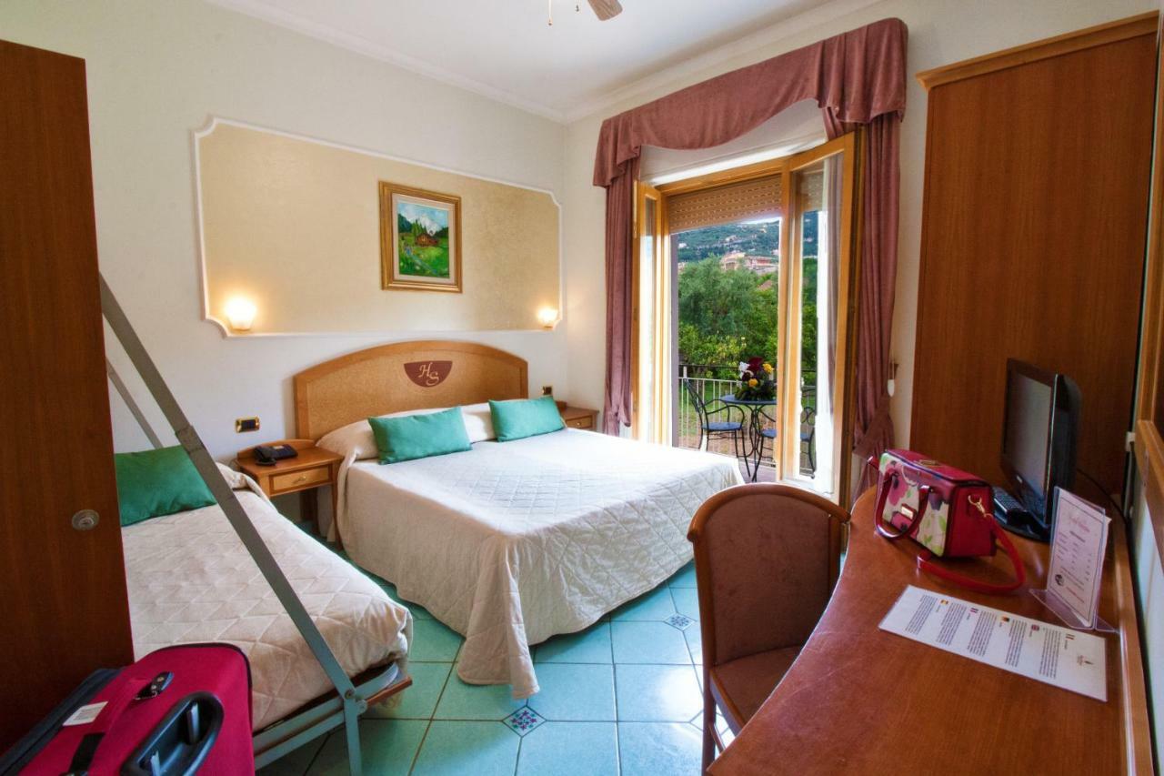 Hotel Savoia Sorrento Exterior photo